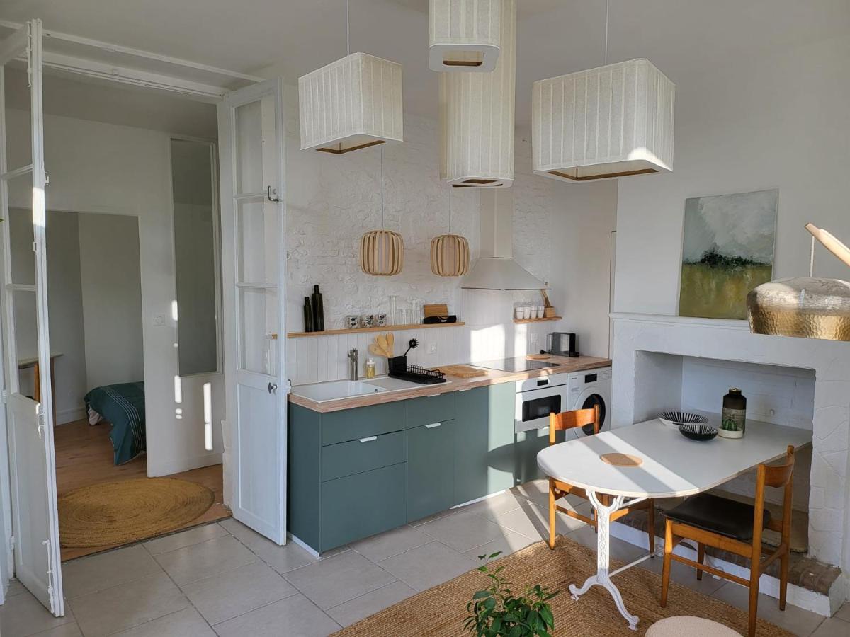 Appartement La Verrerie, Terrasse Et Jardinet Коняк Екстериор снимка